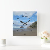 Vierkant: "Wie geeft er om?" Wandklok (Huis)