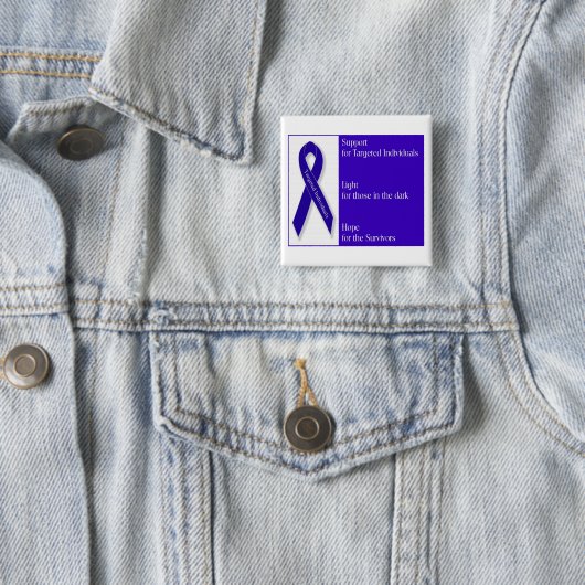 Vierkante Button met Indigo Ribbon Logo (In situ)