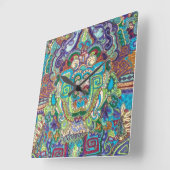 vierkante klok met een funky design in coole kleur (Hoek)