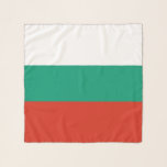 Vierkante Sjaal met vlag van Bulgarije<br><div class="desc">Verhoog uw accessoire spel met onze elegante vierkante sjaal met de vlag van Bulgarije! Deze prachtige vierkante sjaal is niet alleen een modieus accessoire, maar ook een viering van het Bulgaarse erfgoed. Het levendige vlagontwerp dat prominent op de stof wordt weergegeven, maakt het een unieke manier om je liefde voor...</div>