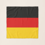 Vierkante Sjaal met vlag van Duitsland<br><div class="desc">Voeg een vleugje stijl en nationale trots toe aan je garderobe met onze vierkante sjaal met de vlag van Duitsland! Deze veelzijdige sjaal combineert mode met een gedurfd ontwerp en toont de levendige kleuren van de Duitse vlag. Perfect voor elke gelegenheid, het kan op verschillende manieren worden gedragen - gedrapeerd...</div>