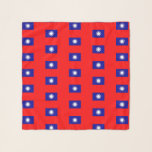 Vierkante sjaal met vlag van Taiwan<br><div class="desc">Voeg een vleugje Taiwanese elegantie toe aan je garderobe met onze exclusieve vierkante sjaal met de vlag van Taiwan! Deze sjaal is gemaakt met nauwgezette aandacht voor detail en is meer dan alleen een stijlvol accessoire; het is een viering van het erfgoed en de culturele trots van Taiwan. Het levendige...</div>
