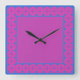 Vierkante wandklok, magenta: helderblauwe Stippen Klok