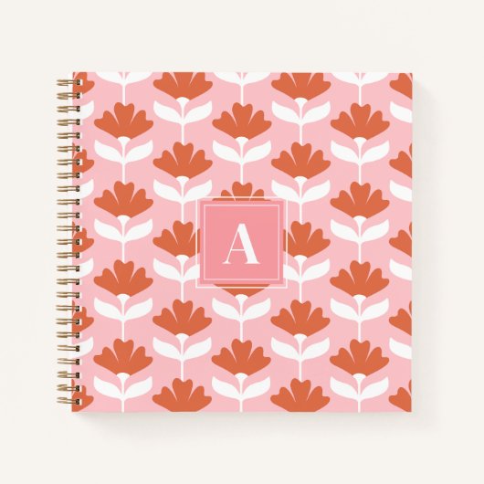 Vierkantig monogram initiaal roze & rood bloemmoti notitieboek (Voorkant)