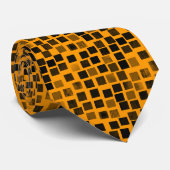 Vierkantjes v2 - Zwart op Oranje Stropdas (Opgerold)