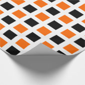 Vierkantjes - zwart en Oranje op wit Cadeaupapier (Hoek)