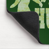 Vierkantsjager op camouflage muismat (Hoek)