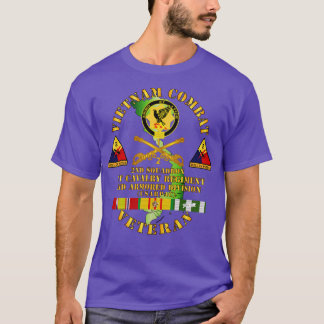 Vietnam Combat Veteran 2e Squadron 1e Cav Regt 2 T-shirt