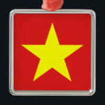 Vietnam Flag Yellow Star Metal Ornament<br><div class="desc">Vietnam vlag op ornament van vierkant metaal. Overeenkomende kantoor,  thuisproducten en meer...  Vergeet het hele collectie niet.</div>