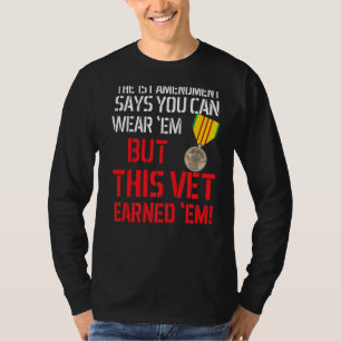 Vietnam Veteraan Vietnam Vet Deze Vet verdiende ze T-shirt