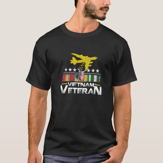 Vietnam Veteran B 52 Stratofortress Bomber Plane U T-shirt (Voorkant)