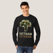 Vietnam Veteran Camo Helmet T-shirt (Voorkant volledig)