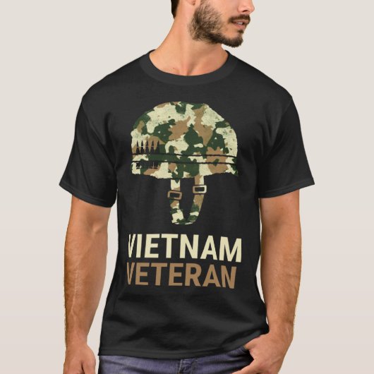 Vietnam Veteran Camo Helmet T-shirt (Voorkant)