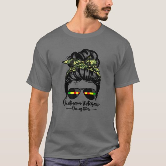 Vietnam Veteran Daughter Messy Bun Hair Funny Vete T-shirt (Voorkant)