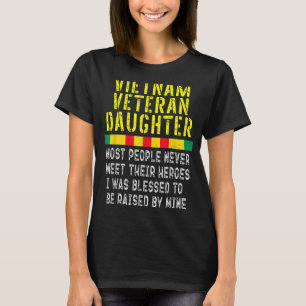 Vietnam Veteranes dochter opgevoed door mijn Hero T-shirt