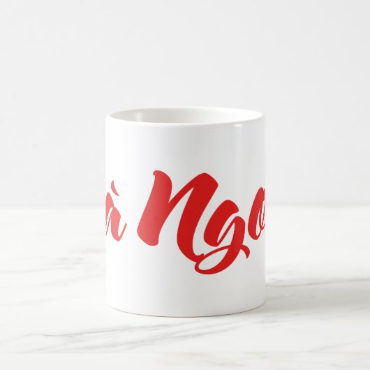 Vietnamees (moeder) grootmoeder - Bà Ngoi Koffiemok (Center)