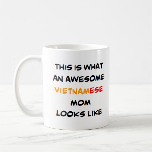 Vietnamese moeder, geweldig koffiemok (Links)