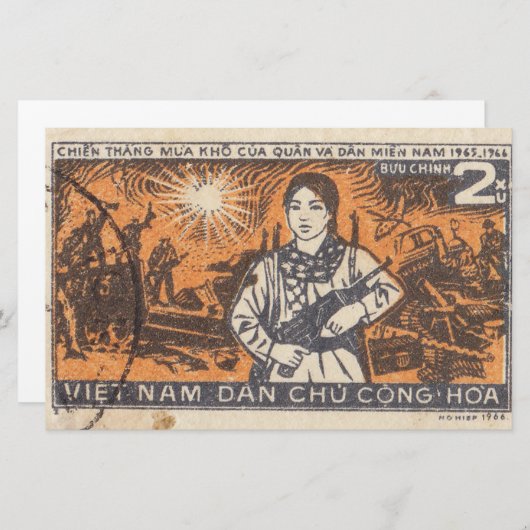 Vietnamese postzegel met een gewapend meisje 1966 briefpapier (Voorkant / Achterkant)
