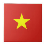 Vietnamese vlag tegeltje<br><div class="desc">De Vietnamese vlag is een ster op een veld. De gebruikte kleuren in de vlag zijn rood,  geel. Het aandeel van de Vietnamese vlag is 2:3. De vlag van Vietnam werd in 1945 aangenomen.</div>