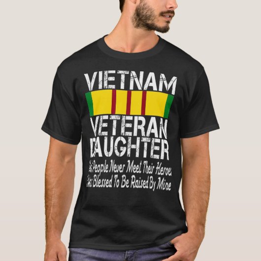 Viëtteran dochter opgevoed door mijn Hero T-shirt (Voorkant)