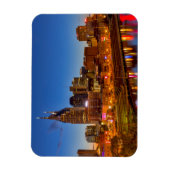 View of the city skyline at dusk magneet (Verticaal)