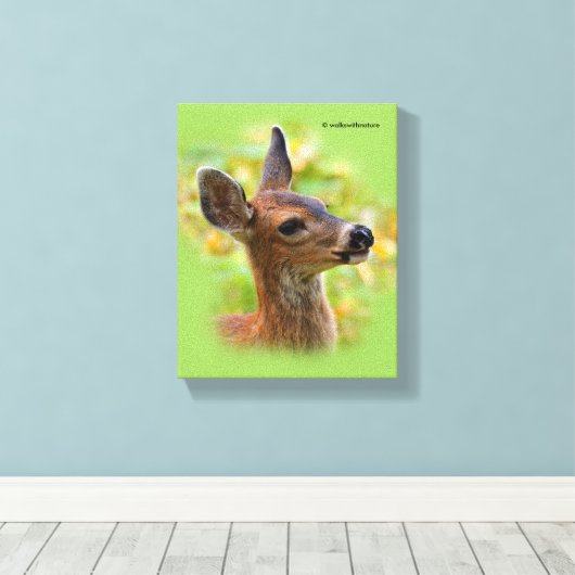 Vignetted Portret of Smiling Blacktail Deer Fawn Canvas Afdruk (Insitu (Houten vloer))