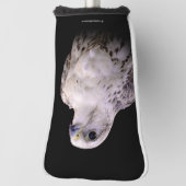 Vignetted Portret van een Inquisitive Saker Falcon Golfheadcover (Draai 90)