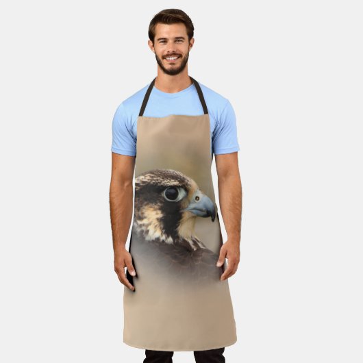 Vignetted Profile of a Peregrine Falcon Schort (Gedragen)