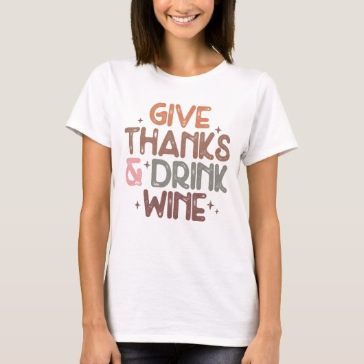 Vijf Bedankt en Drink Wijntypografie Thanksgiving T-shirt (Voorkant)