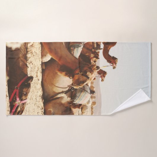 VIJF CAMELS OP VELD BADHANDDOEK (Badhanddoek)