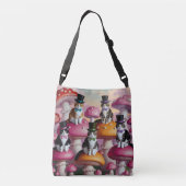 Vijf Dapper katachtigen in paddenstoelenvelden Crossbody Tas (Achterkant)