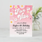 Vijf is een Vibe 5th Birthday Uitnodiging (Staand voorkant)