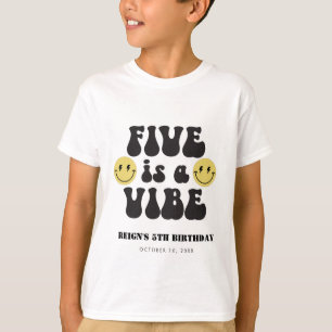 Vijf is een Vibe   Jongens Gelukkig Gezicht 5e Ver T-shirt