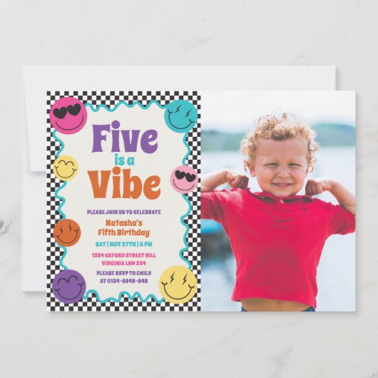 Vijf is een Vibe Kleurrijke Lachen Foto Verjaardag Kaart (Voorkant)