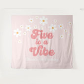 Vijf is een Vibe Retro Daisy Pink 5e verjaardag Ba Wandkleed (Voorkant (horizontaal))