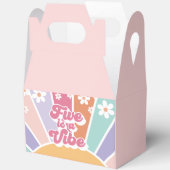 Vijf is een Vibe Retro Sunshine Rainbow Daisy Bedankdoosjes (Open)