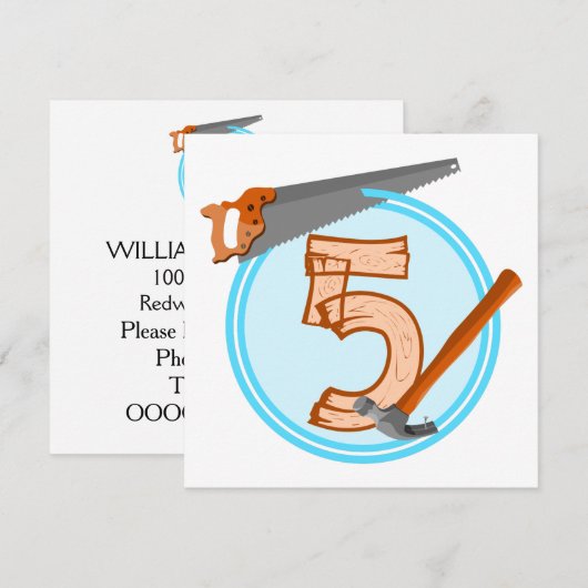 Vijf jaar oude jongen die op deze dag met hulpmidd kaart (Voorkant / Achterkant)