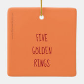 Vijf kerstversiering met gouden ringen keramisch ornament (Achterkant)