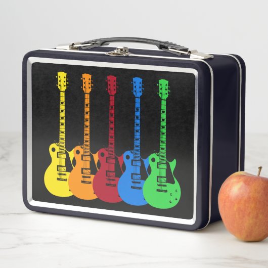 Vijf kleurrijke elektrische gitaren (In situ)