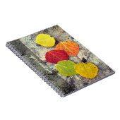 Vijf kleurrijke herfst Aspen laat Aangepast Notitieboek (Rechterzijde)