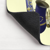 Vijf kleurrijke saxofoons in een lijnmousepad muismat (Hoek)