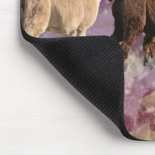 Vijf Llama Cloud Walk Fantasy White en bruine Lama Muismat (Hoek)