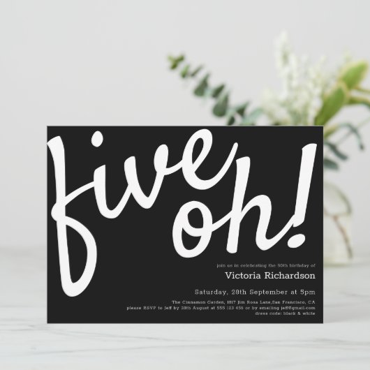 Vijf Oh 50th Birthday Black White Funny Minimalist Kaart (Staand voorkant)