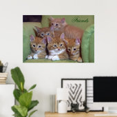 Vijf Oranje Kittens die voorzitter zijn Poster (Thuiskantoor)
