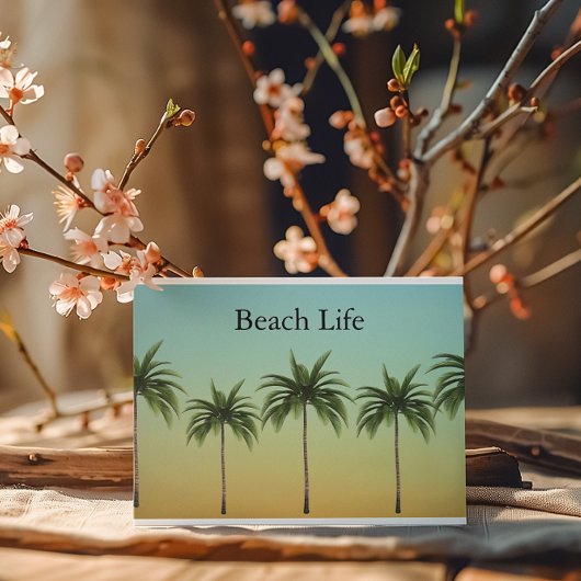 Vijf palmbomen in een rij, een strandleven feestdagen kaart