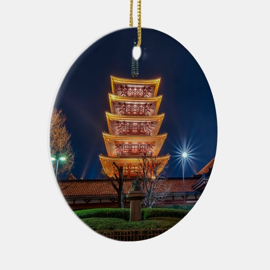 Vijf-roofpagode bij de Asakusa-tempel in Tokio Keramisch Ornament (Rechts)