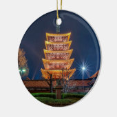 Vijf-roofpagode bij de Asakusa-tempel in Tokio Keramisch Ornament (Links)