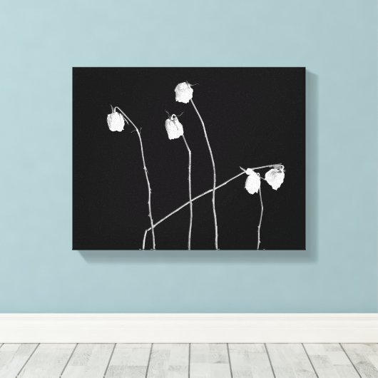 Vijf Rozen Canvas Afdruk (Insitu (Houten vloer))