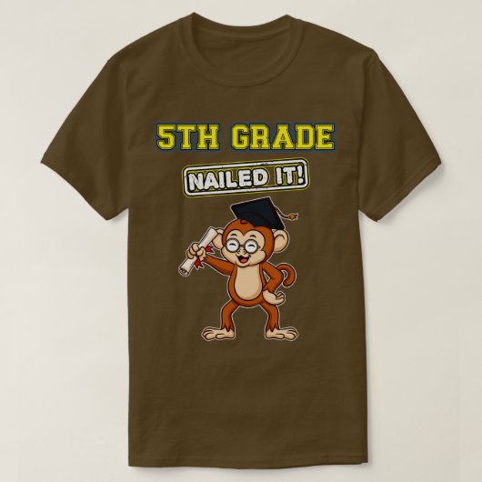 Vijfde graad Naily Afstuderen middelbare school 7 T-shirt (Design voorkant)