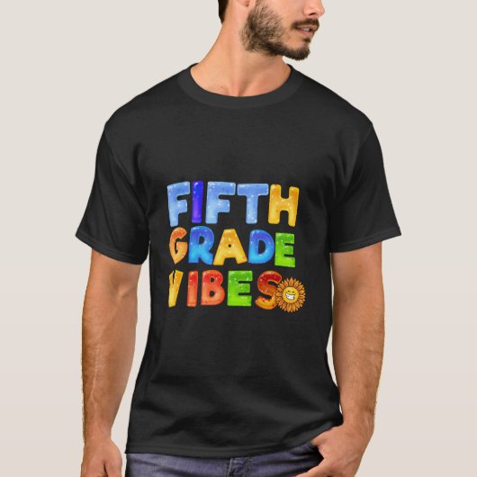 Vijfde klas vibes - 5e klas team 1e dag van de sch t-shirt (Voorkant)